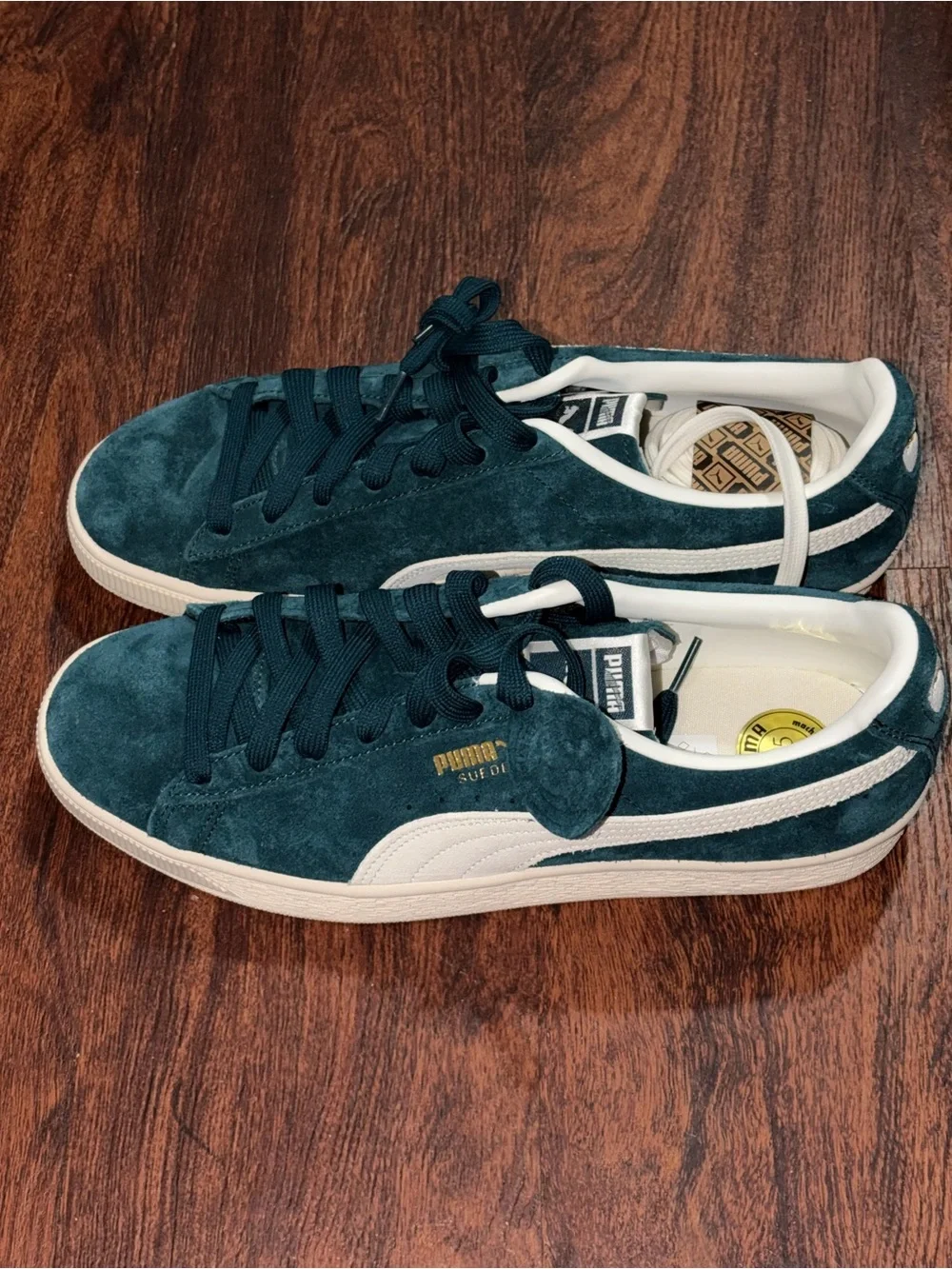 Puma Mens Suede shoes size 10.5